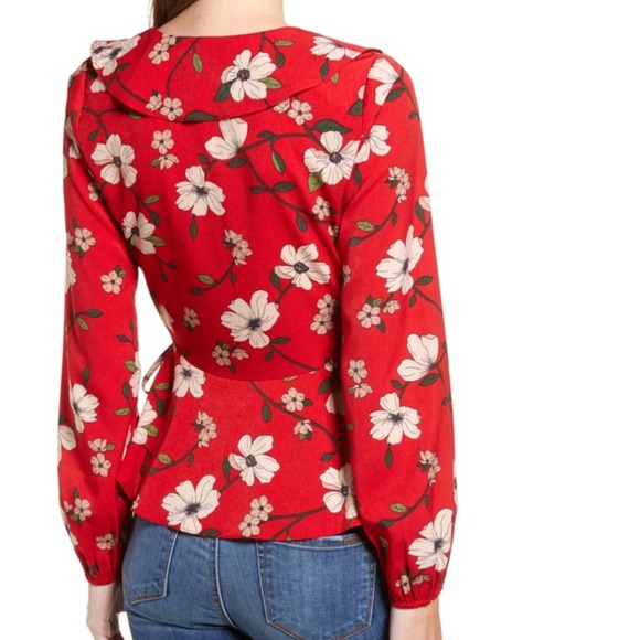 LYDELLE for NORDSTROM Women's Red/White Floral Surplice Ruffle Wrap Blouse sz S - Picture 4 of 8
